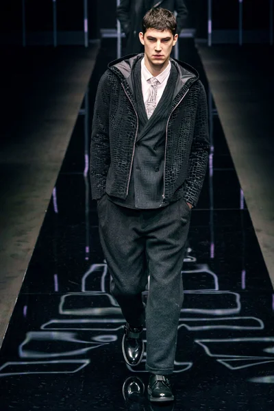 Look 6